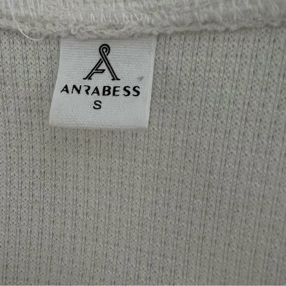 Anrabess white two piece set - Picture 10 of 10